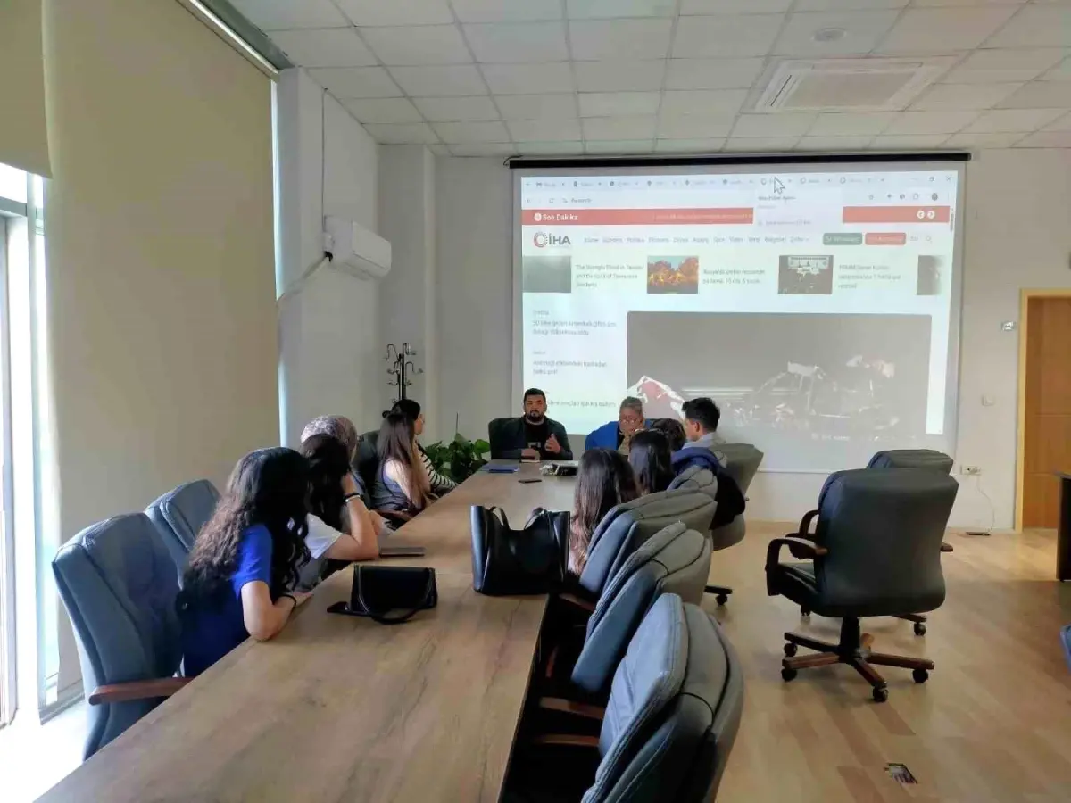 İletişim Fakültesi Öğrencileri ile Gazetecilik Deneyimleri Paylaşıldı