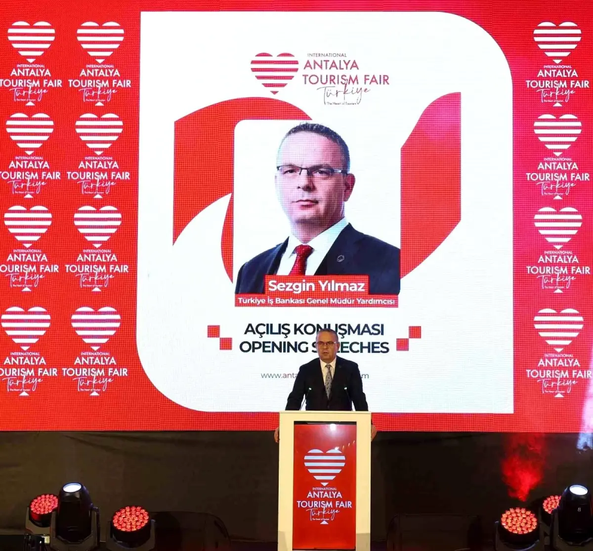 İş Bankası ve Softtech’ten Antalya Turizm Fuarı’nda Dijital Çözüm Atılımı