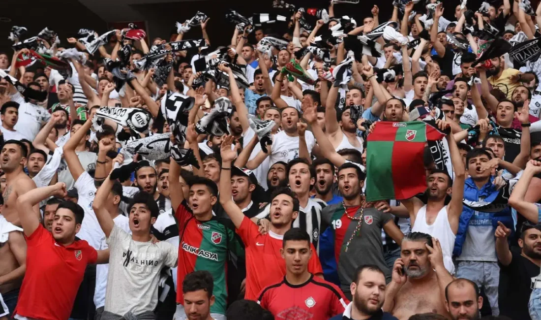 İzmir’in derbi heyecanı başladı!