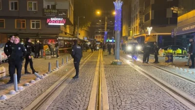 İzmit’te Alkollü Mekanda Silahlı Çatışma ve Yaralanmaların Detayları