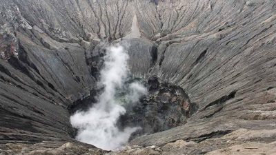 Kanlaon Yanardağı Etkinliği ve Bölgesel Güvenlik Durumu Güncellemesi