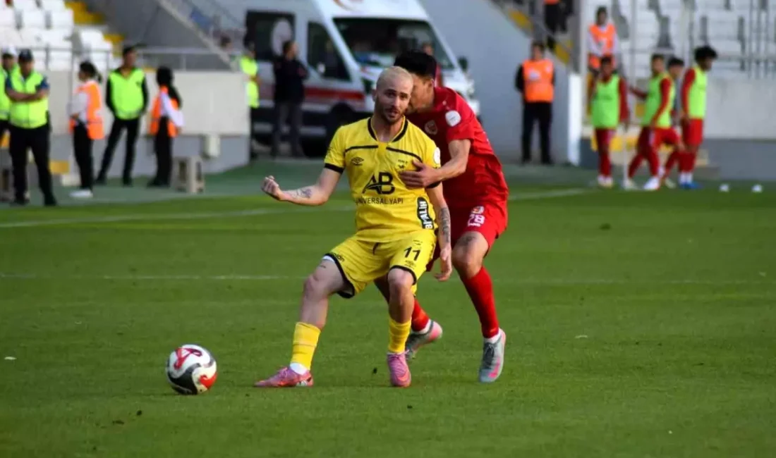 Karaman FK ile Adana