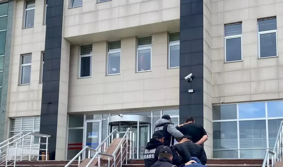 Kars'ta gerçekleştirilen silah kaçakçılığı