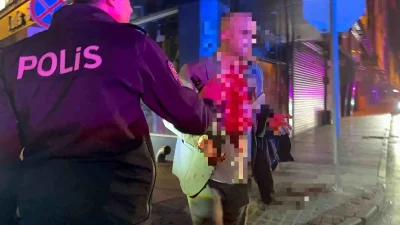 Kayseri’de Gece Kulübünde Çıkan Kavgada Baba ve Oğlu Yaralandı