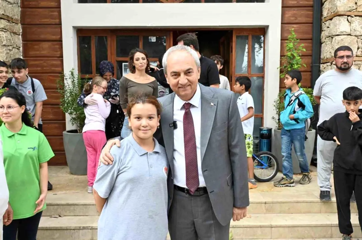 Kepez Belediyesinden Saha Çalışmaları ve Vatandaşla Buluşmalar