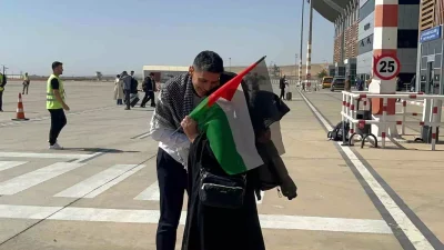 Küresel Sumud Filosu’nda Yer Alan Batmanlı Aktivistin Duygulandıran Karşılaması