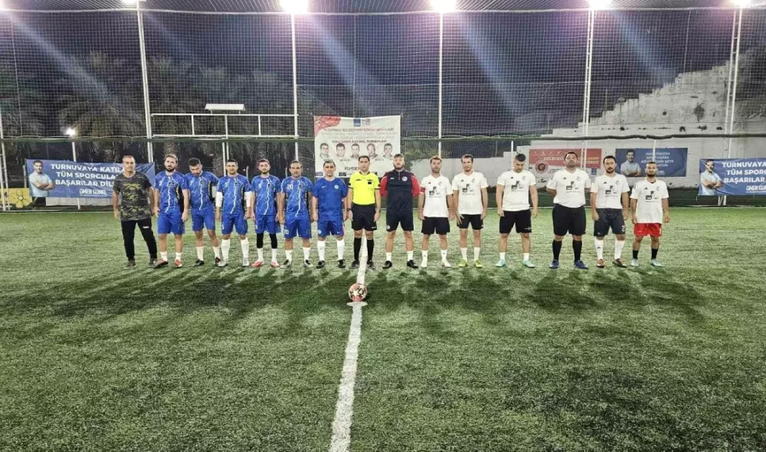 Kuşadası'nda görev şehitleri anısına