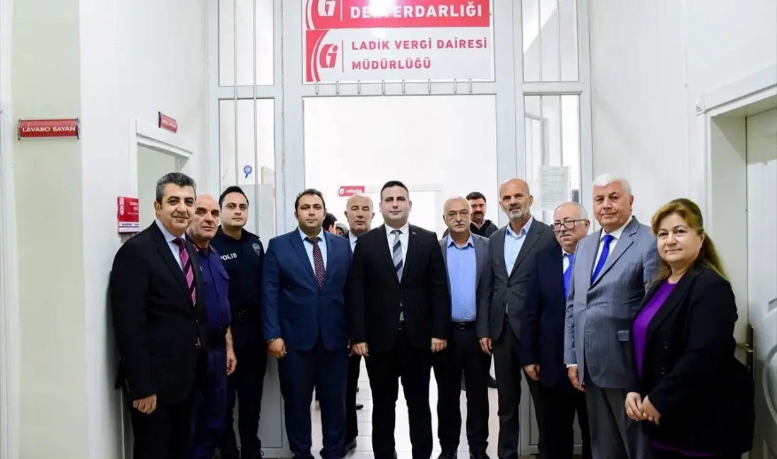 Ladik'te vergi dairesi müdürlükleri