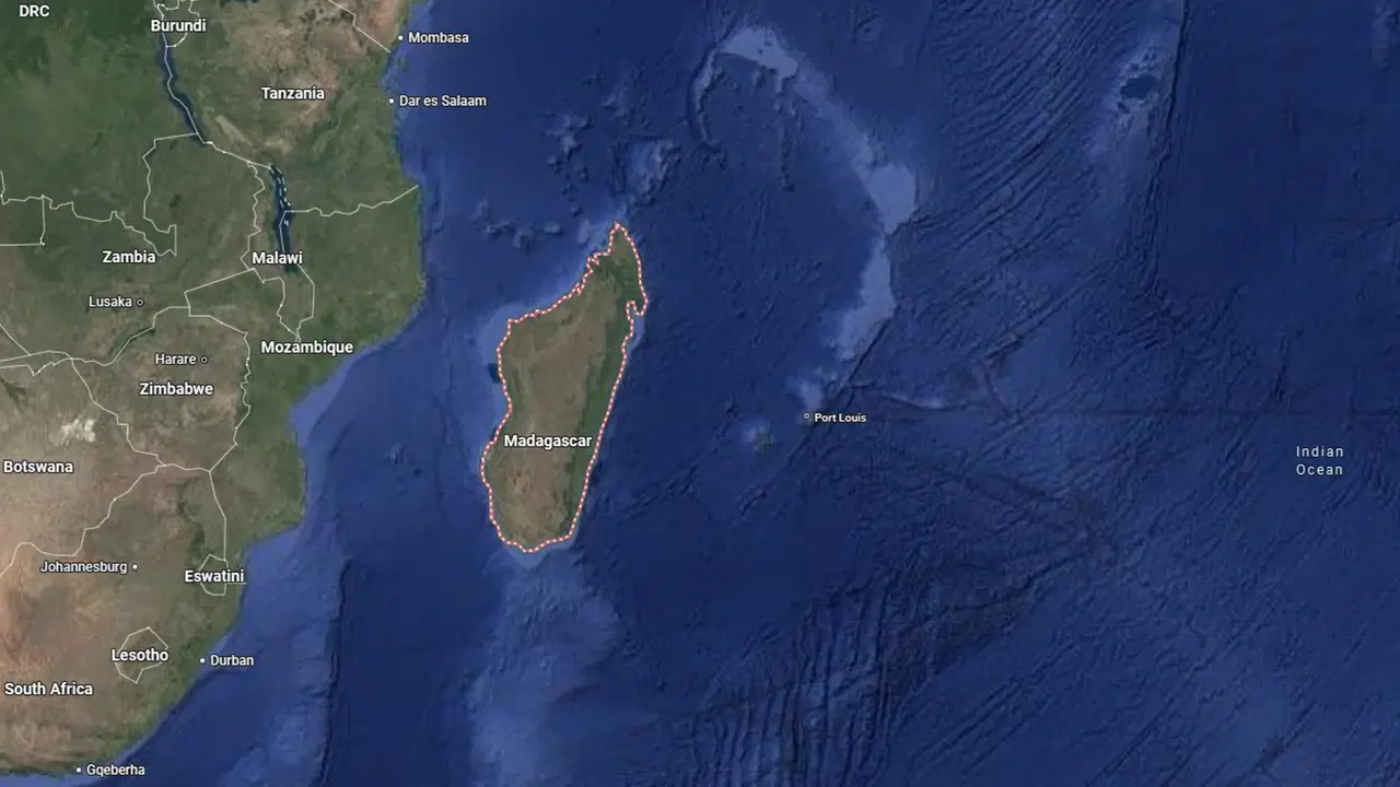 Madagaskar'da Siyasi Debriyaj ve Jeopolitik Dengeler
