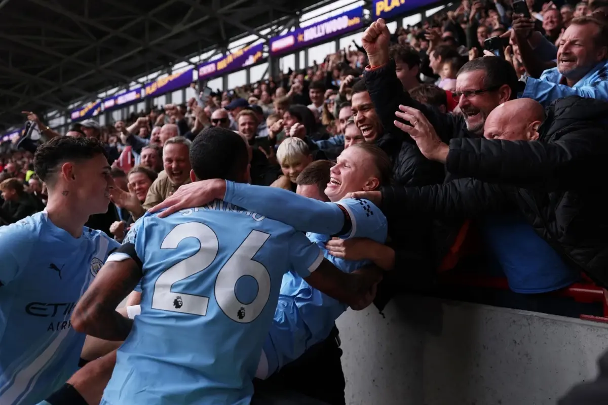 Manchester City, Brentford’u 1-0 Yenerek Moral Depoladı