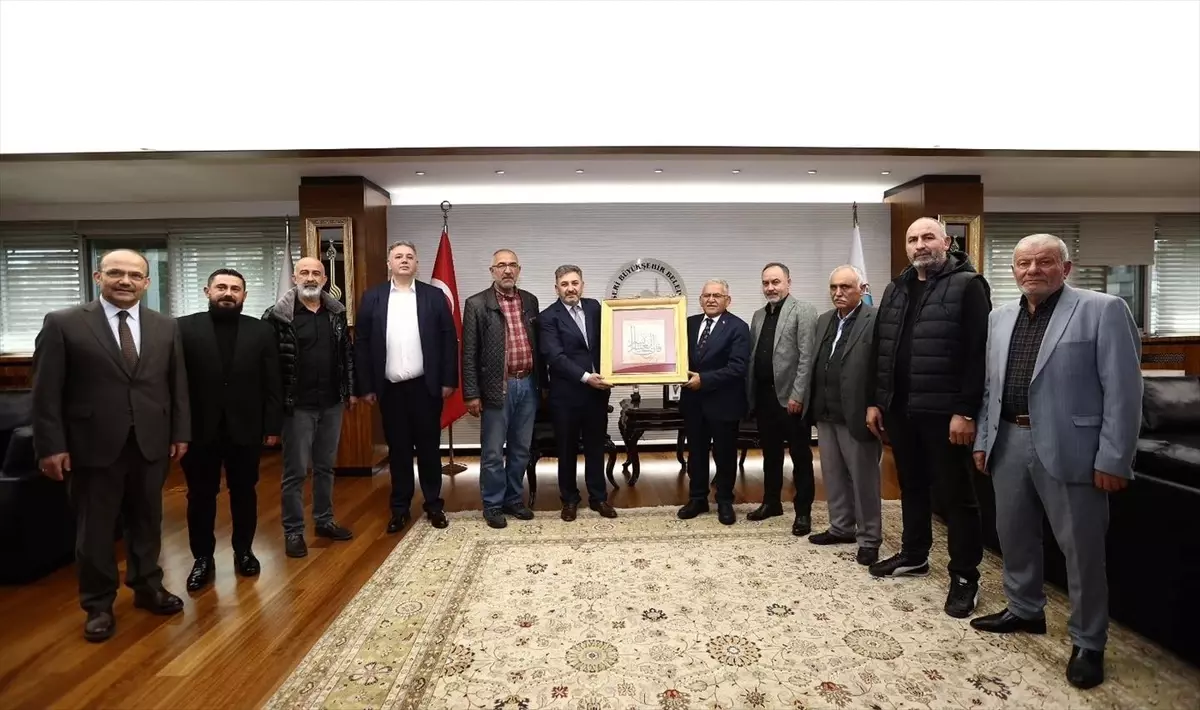 Memduh Büyükkılıç, Hal İşletmeleri Yönetimini Ağırladı