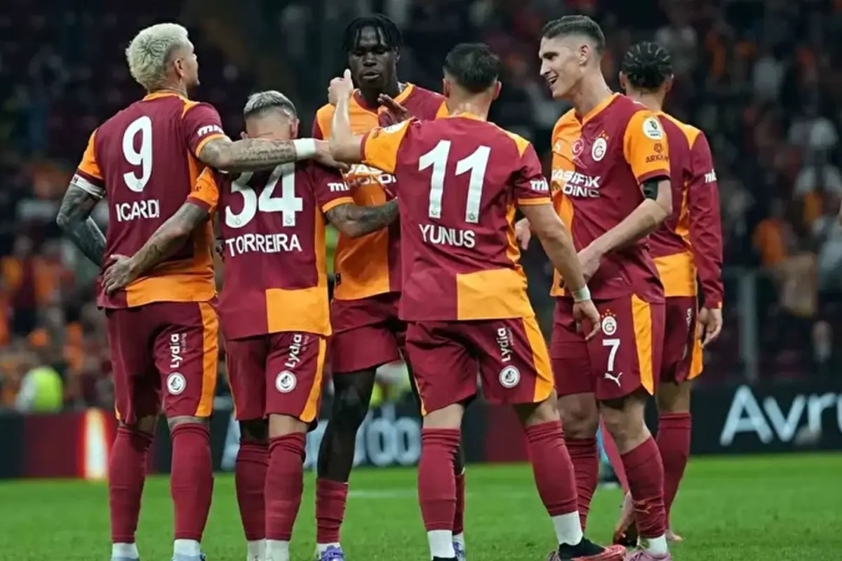 Monaco, Adi Hütter ile Yollarını Ayırdı: Detaylar Gün yüzüne Çıktı