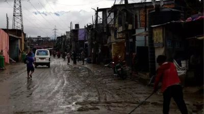 Nepal’de Şiddetli Yağışlar nedeniyle Yaşamını Yitirenlerin Sayısı Artıyor