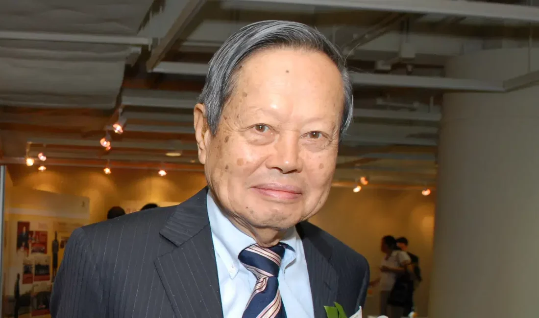 Nobel ödüllü fizikçi Chen-Ning