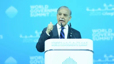 Pakistan ve Afganistan Arasındaki Gerilimde Umut Işığı: Ateşkes ve Müzakere Desteği