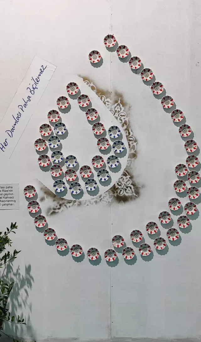 Kafkas Arısına Sanatsal Saygı: “Bal Art”