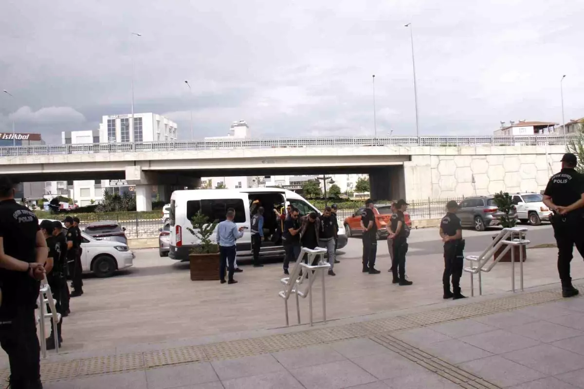 Serik’te Silahlı Kavgada 6 Şüpheli Tutuklandı, 2 Kişi Hayatını Kaybetti