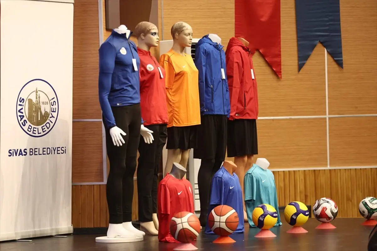 Sivas Belediyesi’nden Amatör Spor Kulüplerine 4 Milyonluk Destek ve Etkinlikler