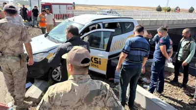 Siverek’te Trafik Kazası: 4 Yaralı, Yol Güvenliğinde Kısıtlama