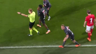 Standard Liege – Antwerp Maçı Tansiyonu ve Olaylar