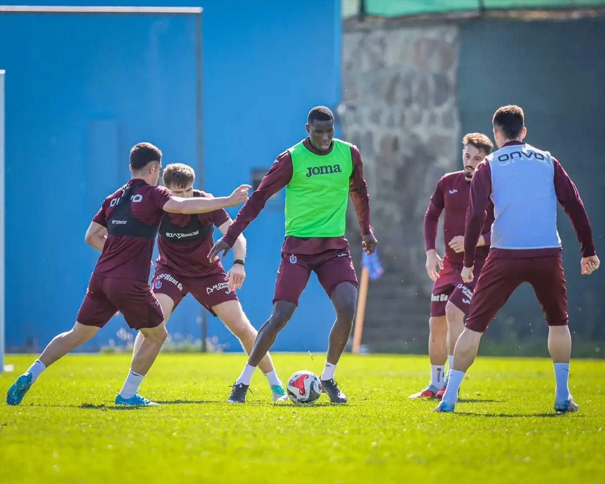 Trabzonspor Rizespor Maçı İçin Hazırlıklarını Sürdürüyor
