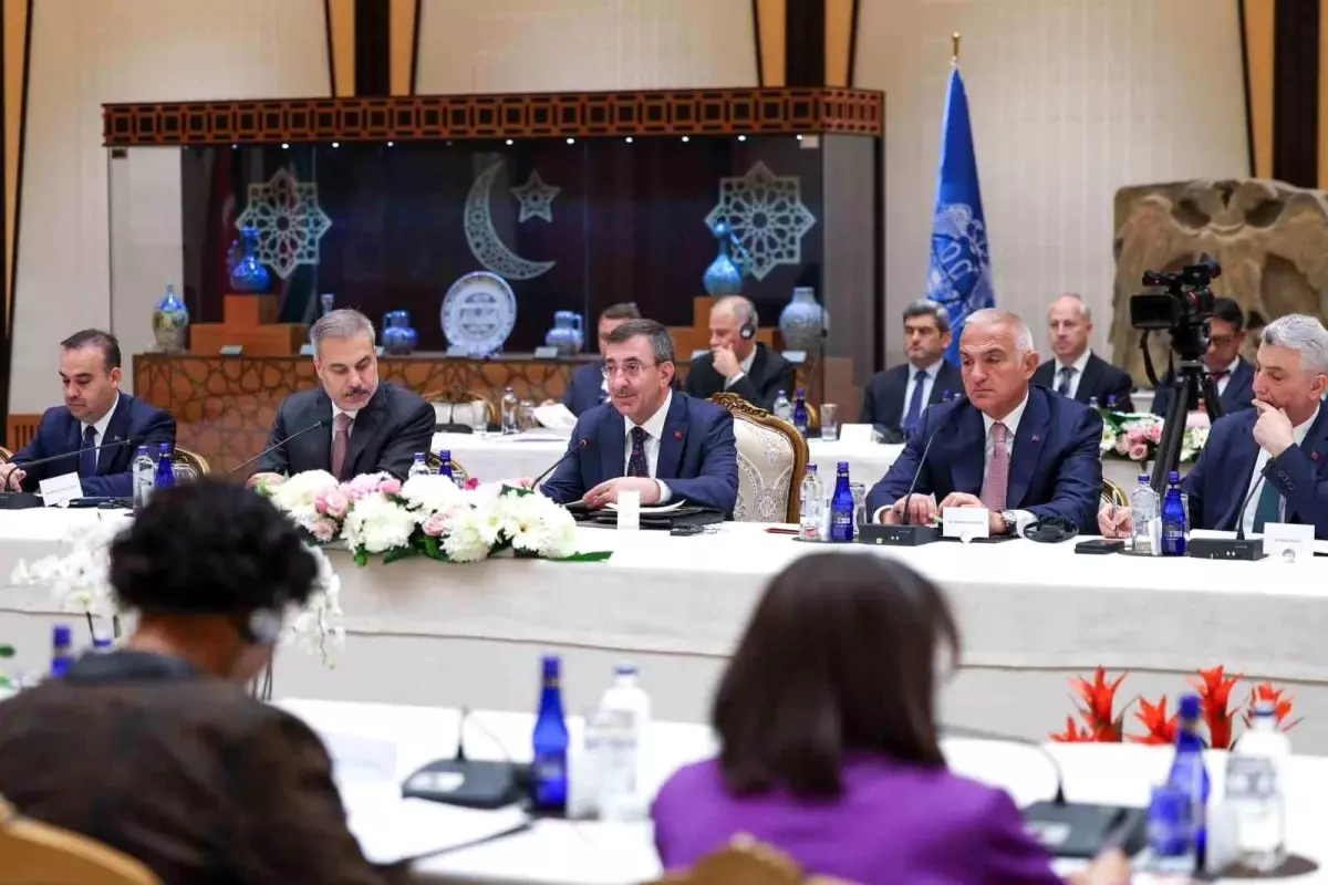 Türkiye ve Güney Afrika Arasında Stratejik İşbirliği Anlaşmaları İmzalandı