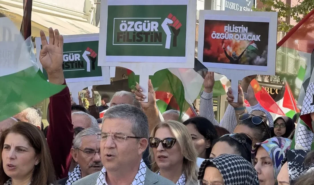 Türkiye'den Gazze'ye dayanışma: İzmir'den