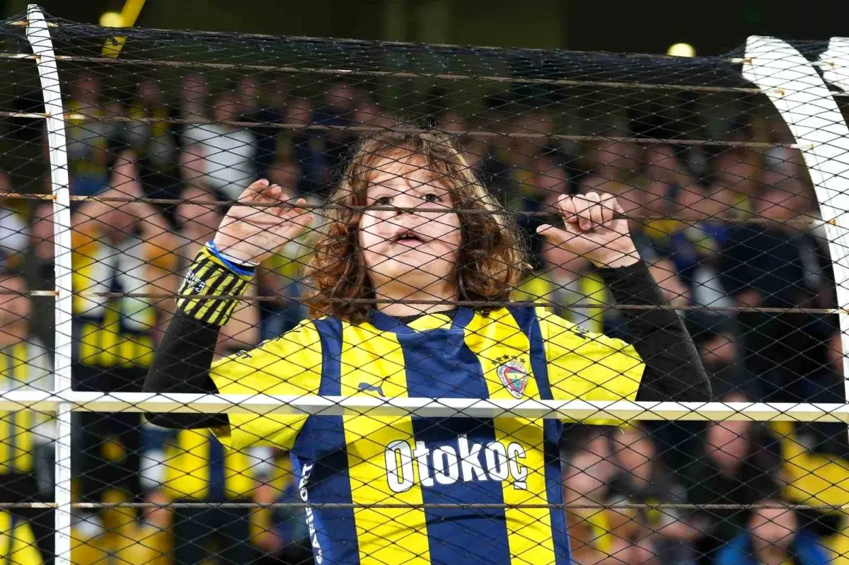 UEFA Avrupa Ligi’nde Fenerbahçe-Stuttgart Heyecanı Başladı