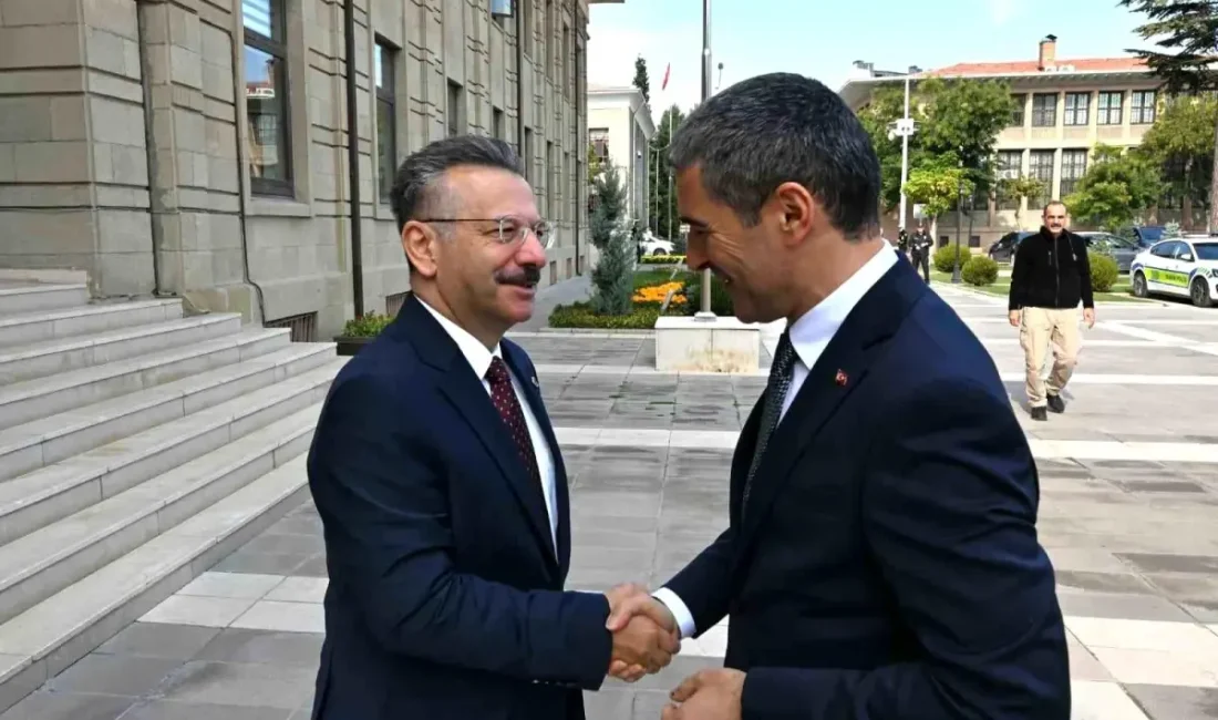 Uşak Valisi Dr. Naci