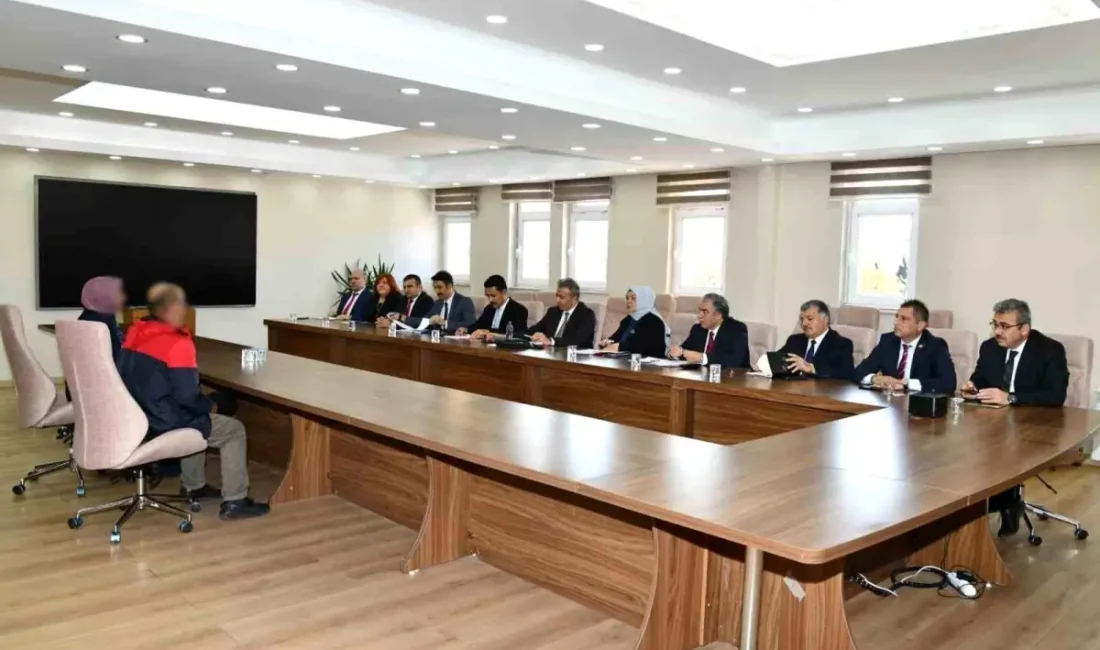 Vali Hayrettin Çiçek, vatandaşlarla