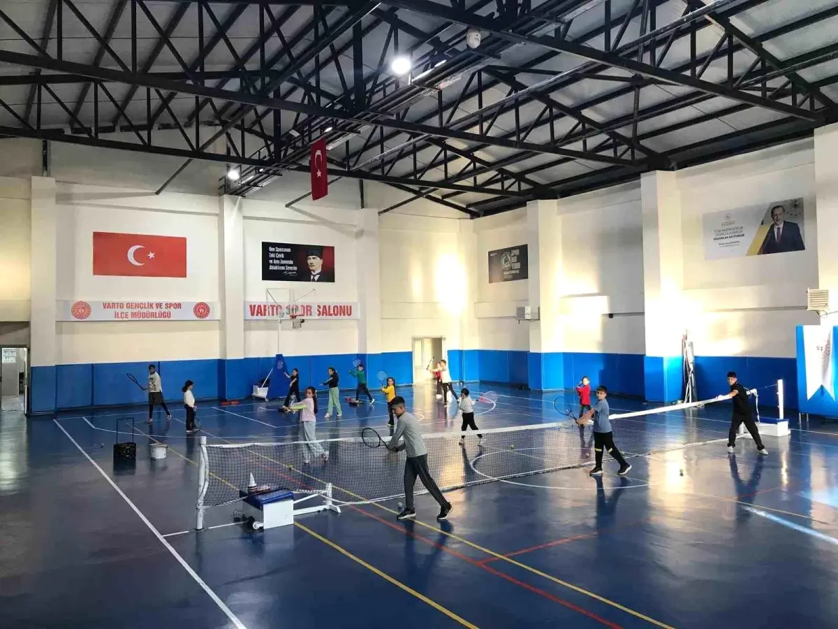 Varto’da Tenis Antrenmanları Yoğun İlgi Görüyor