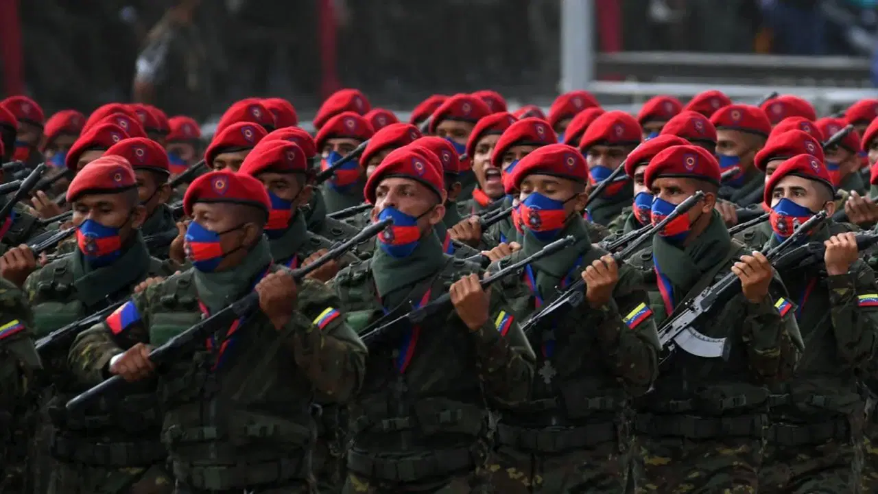 Venezuela Güneydoğu Eyaletlerinde Geniş Ölçekli Savunma Tatbikatı Başladı