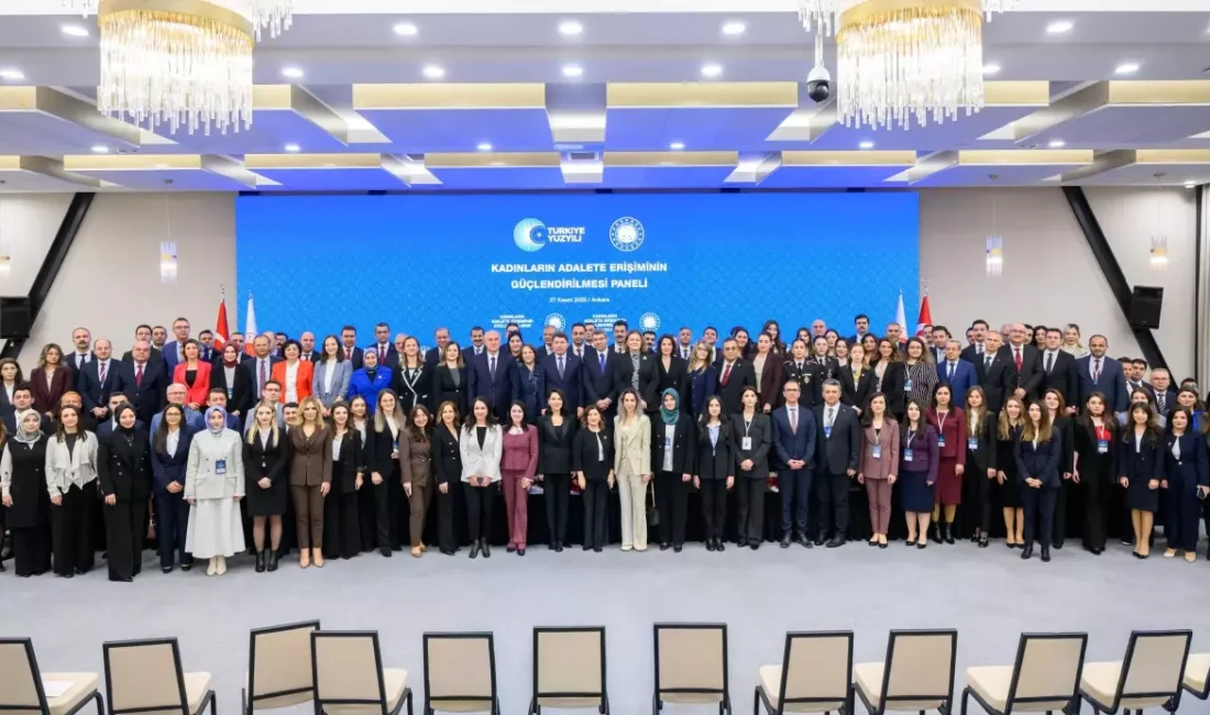 Adalet Bakanı Tunç, kadınların