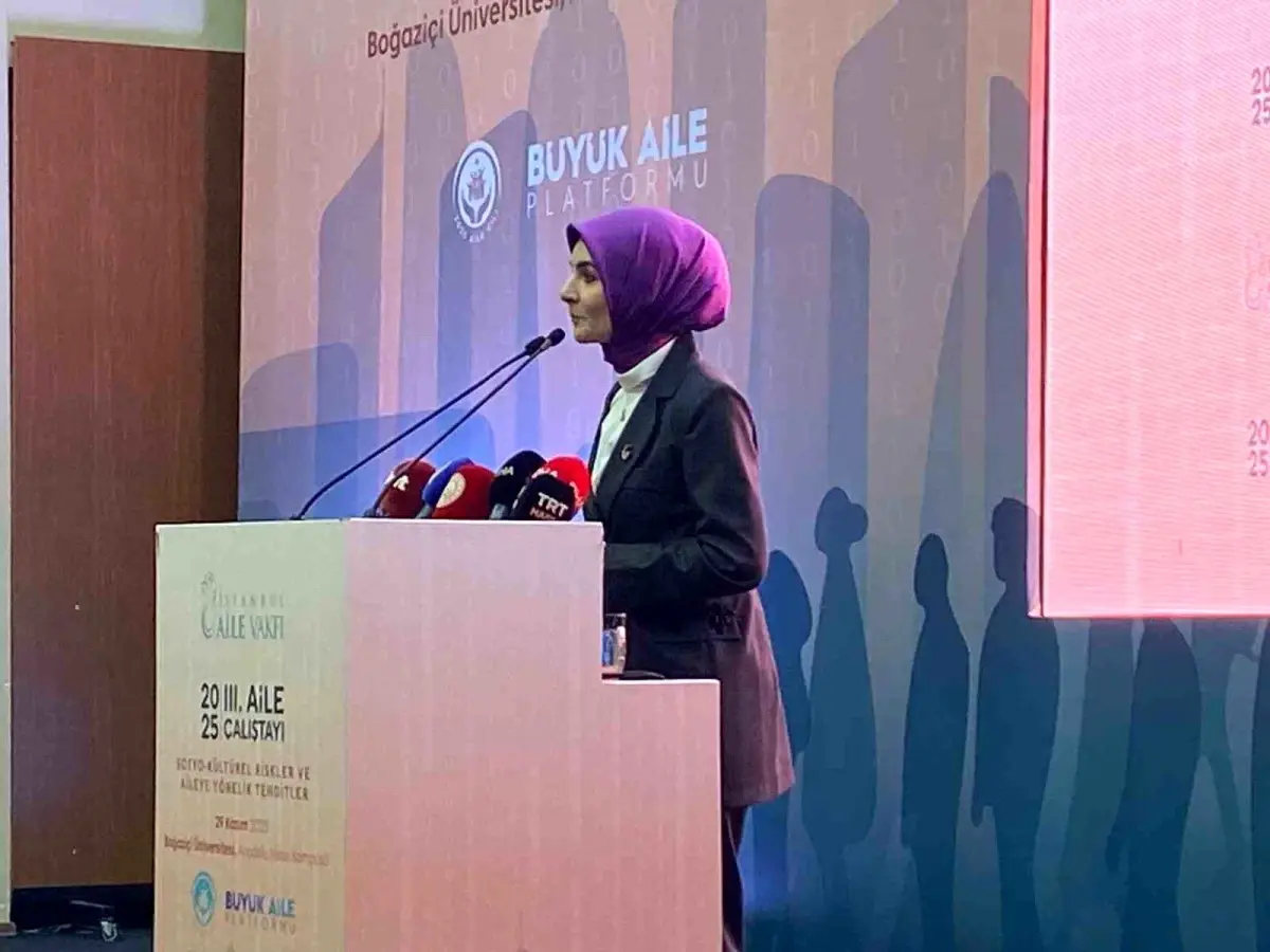 Aileyi Güçlendiren Stratejiler ve Dijital Dünyada Koruma Çalışmaları