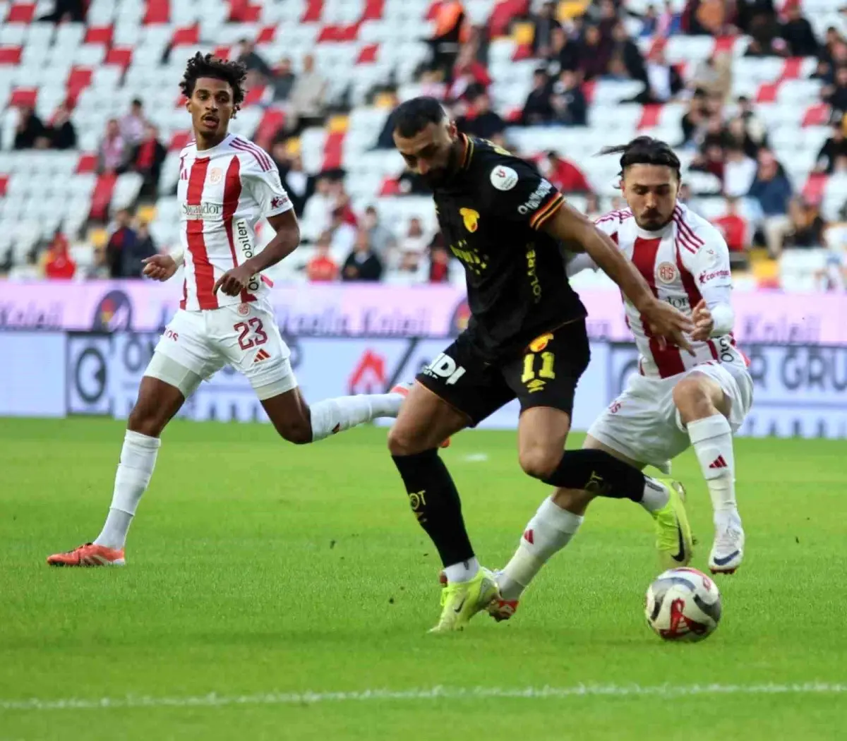 Antalyaspor Göztepe Maçı Son Dakikaları ve Öne Çıkan Anlar