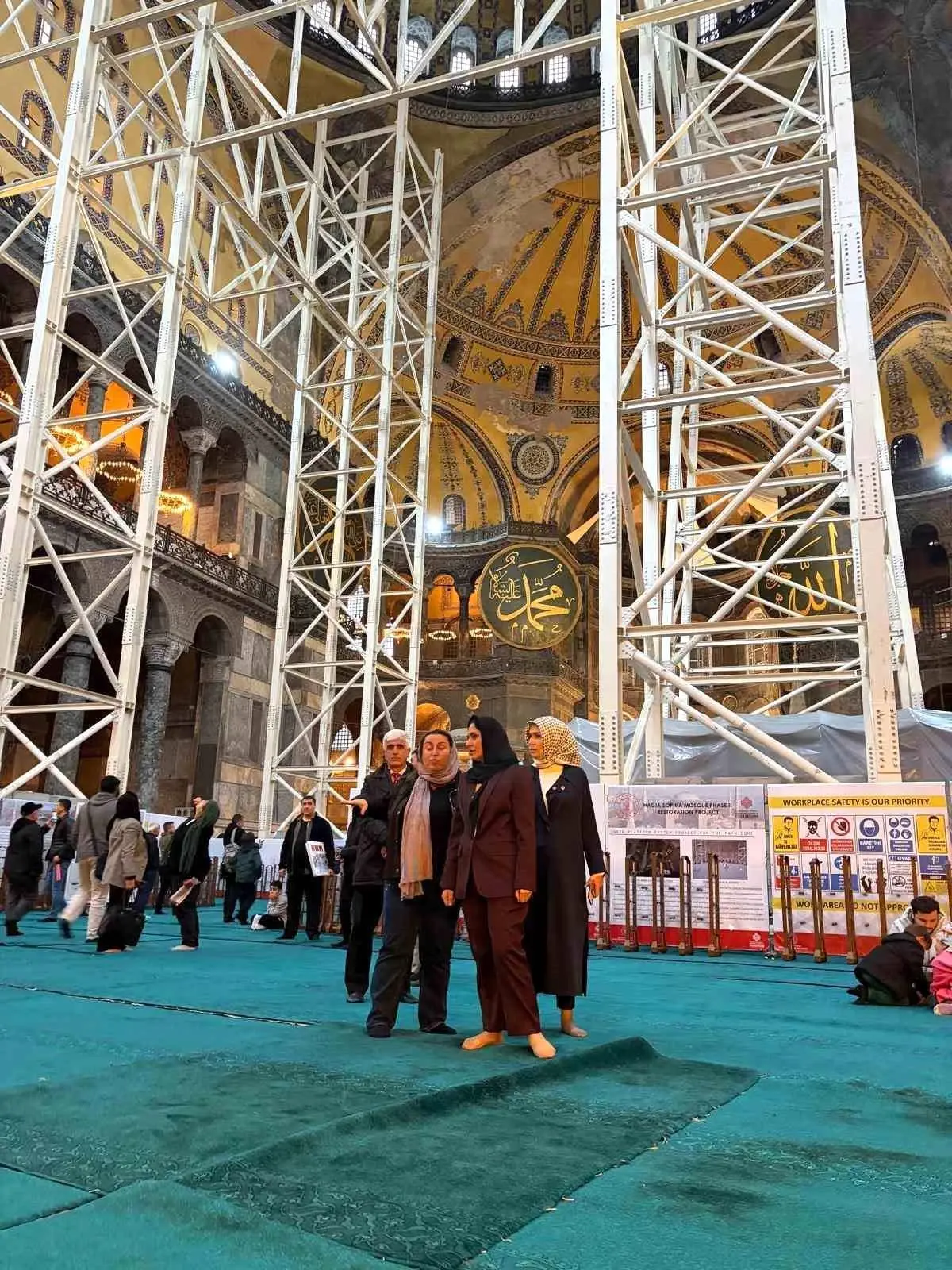 Ayasofya’da Restorasyon ve Güvenlik İncelemesi: Ekipler Sahada Çalışmalarını Yerinde Değerlendirdi