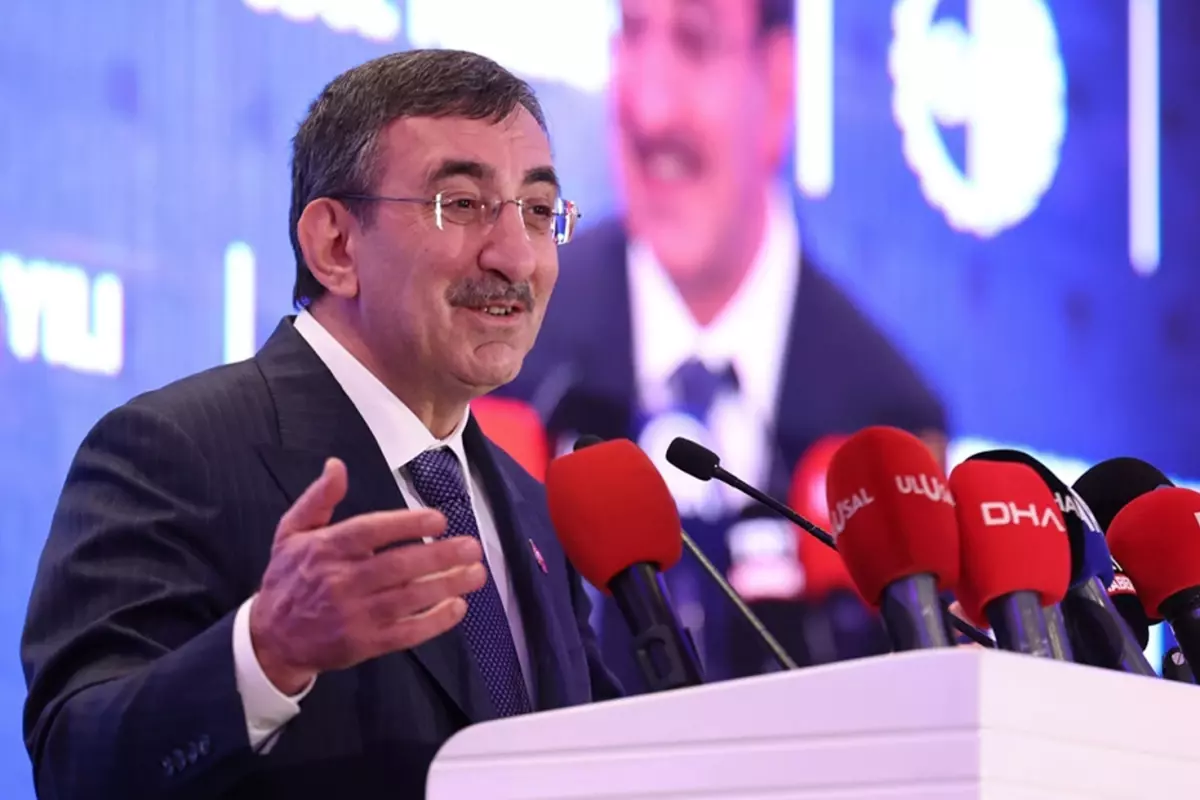 Cevdet Yılmaz: Türkiye Ekonomisi Son 22 Yılda Küresel Gelişmelerle Parlak Bir Yola Girdi