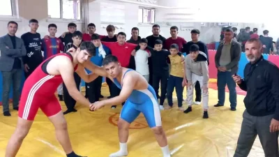 Develi Liseleri Arası Güreş Turnuvasında Başarı Dolu Anlar