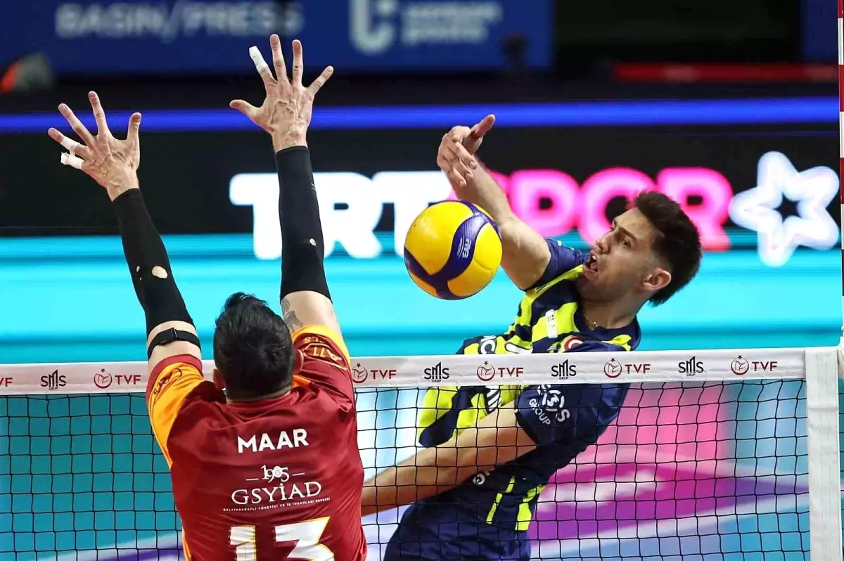 Fenerbahçe Medicana, Galatasaray’a Karşı Evinde Mağlup Oldu: Maç Sonuçları ve Detaylar