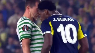 Fenerbahçe ve Ferencvaros Maçında Jhon Duran’ın Kırmızı Kart Gelişigüzel Anlatım