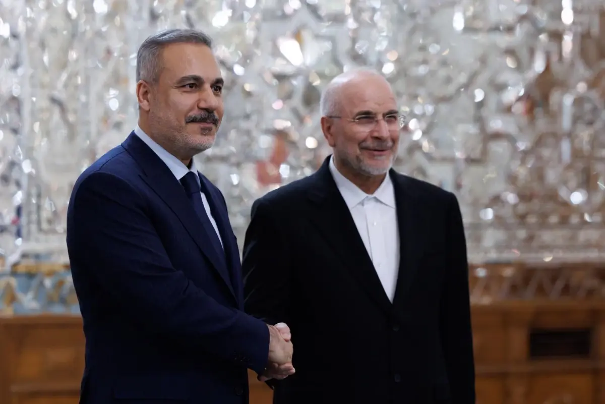 Hakan Fidan İran’daki Yüksek Düzeyli Görüşmelerde