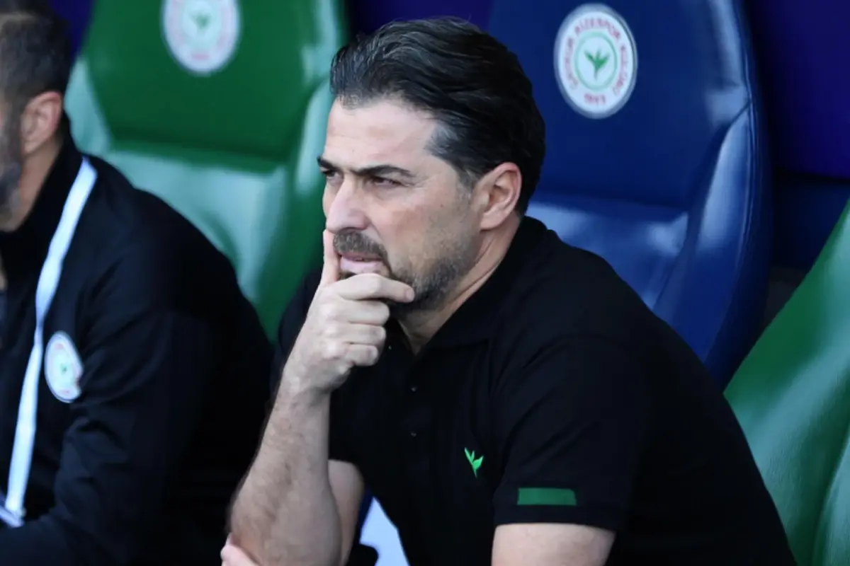 İlhan Palut, Çaykur Rizespor’daki Görevinden Ayrıldığını Açıkladı