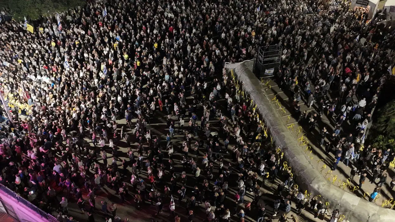 İsrail’de Tel Aviv’de Gazze Gerginliği ve İnsan Hakları Talebi