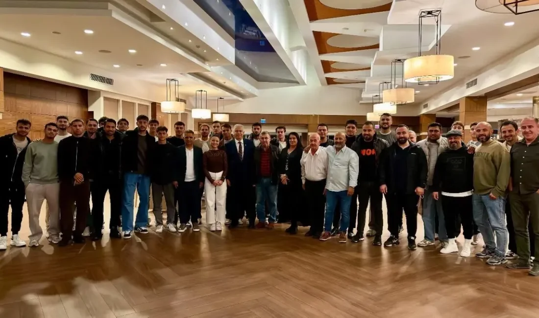 Karşıyaka Futbol Takımı EVSahne