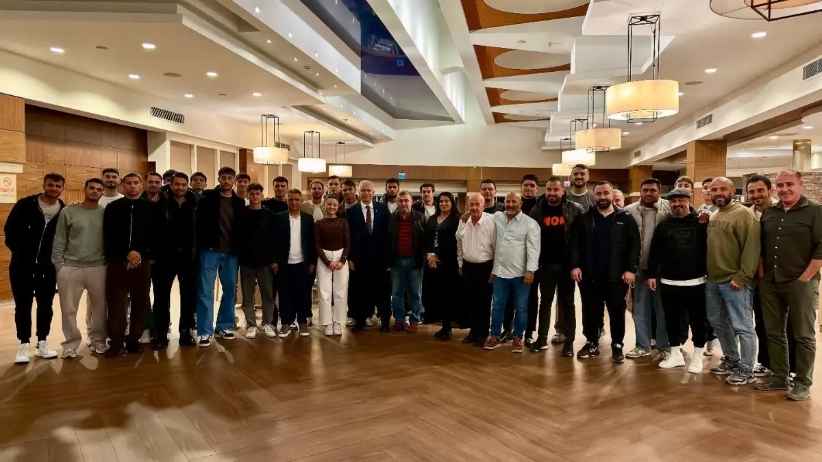 Karşıyaka Futbol Takımı EVSahne zamanı geri dönüyor!