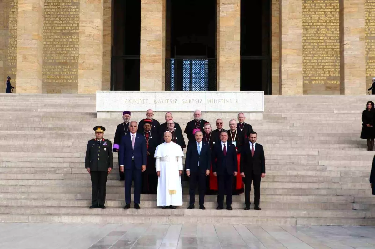 Papa 14. Leo’nun Tarihi Anıtkabir Ziyareti ve Ankaradaki İlk Durağı