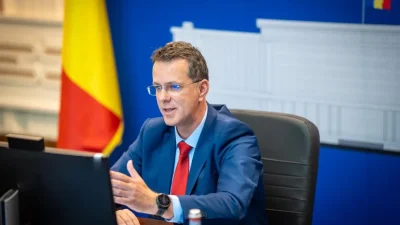 Romanya Savunma Bakanı Mosteanu Görevinden İstifa Etti: Eğitimi Hakkında Gerçekler Gün yüzüne Çıktı