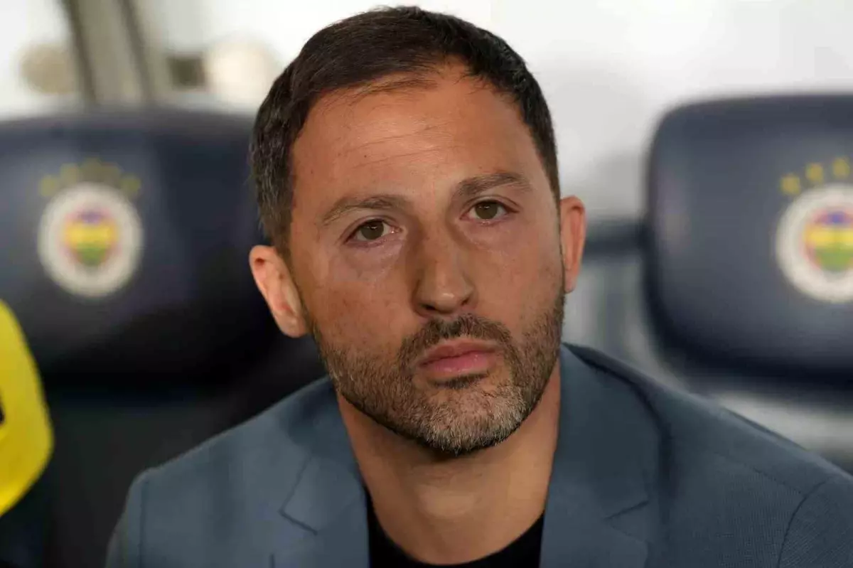Tedesco’nun İlk Derbisi: Fenerbahçe ve Galatasaray Maçında Yeni Hikâye Yazılacak