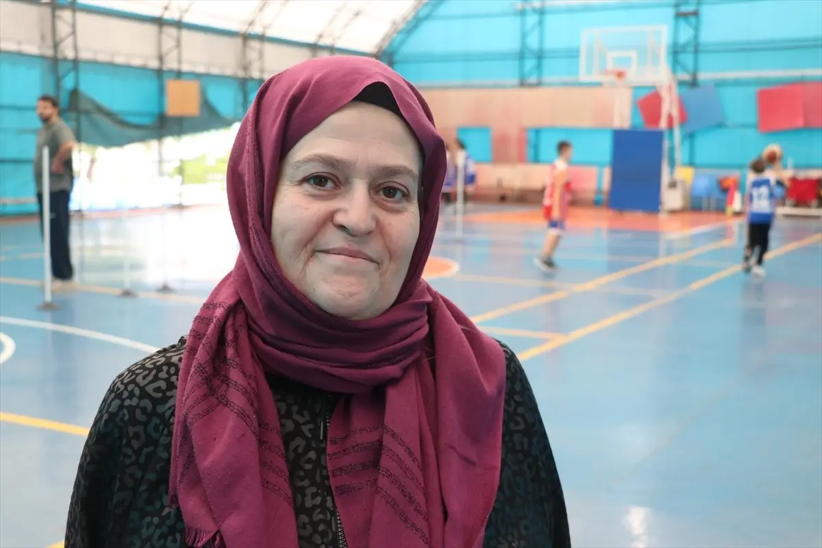 Tekirdağ’da Hayalleri Basketbol Sahnesinde Gerçeğe Dönüşen Genç Sporcu