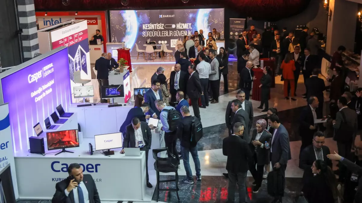 Türkiye’nin Yapay Zeka ve Dijital Dönüşüm Vizyonu: Kamu-Özel İş Birliği ve Yeni Yasal Çerçeve